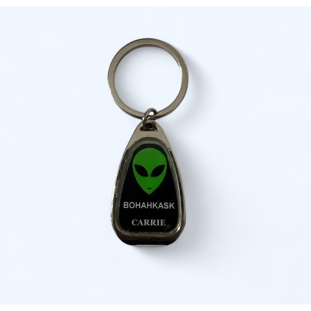ALIEN KEYCHAIN CARRIE BOTTLE‎ OPENER